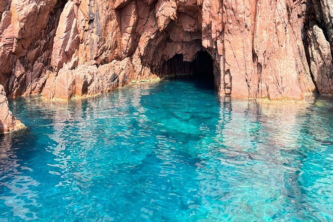 Getaway to the Calanques of Piana de Cargèse in a small group - The Itinerary in Detail