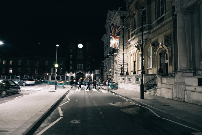 Ghost, Ghouls and Gallows Walking Tour With Boat Ride - Exploring Londons Dark History