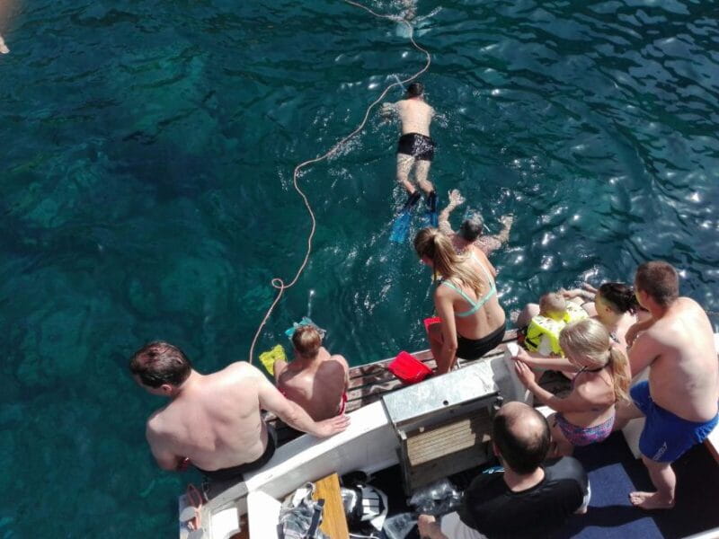 Giardini Naxos: Boat Trip Isola Bella with Snorkeling - Who Should Consider This Tour?