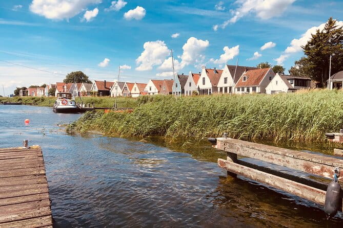 Giethoorn, Fish village , Zaanse Schans Tour incl Hotel pick up - Who This Tour Is Best For