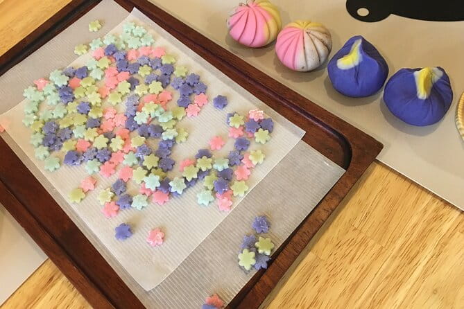 Ginza MANNENDO Wagashi Workshop With Master Yoshi - Whats Included in the Workshop