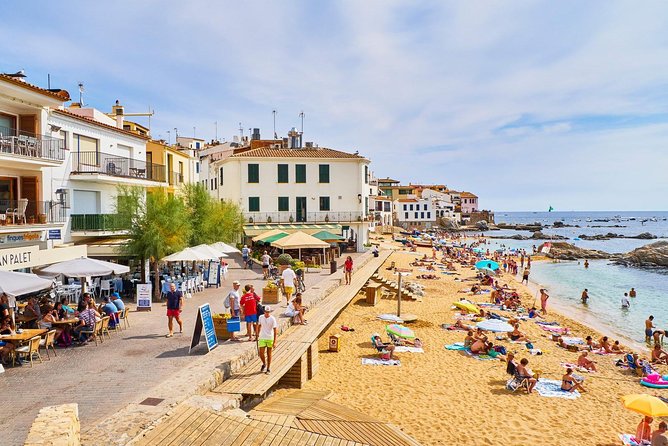 Girona and Costa Brava Private Tour With Pick-Up From Barcelona - Girona Walking Tour