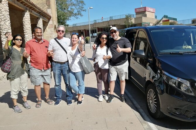 Girona & Dali Museum Small Group Tour With Pick-Up From Barcelona - Transportation and Pick-Up