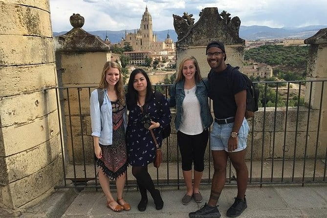 Girona Exclusive Walking Tour : Guided Tour with Small Group (3 Hours) - Price and Practical Considerations