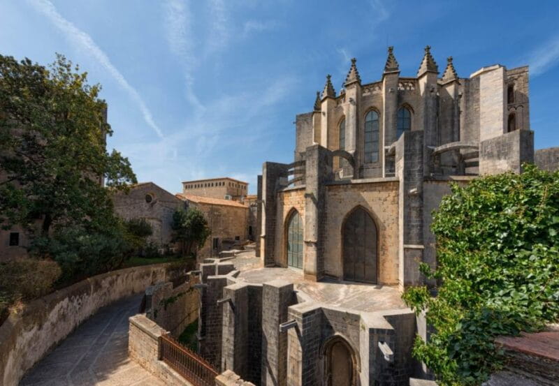 Girona: Self-guided Audio City Tour on Your Phone - Who Should Consider This Tour