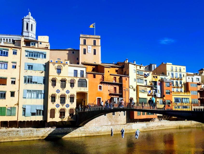 Girona: Small Group Walking Tour - What to Bring