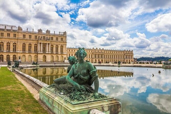 Giverny and Versailles Full Day Private Guided Tour wih Hotel Pickup - What’s Included and What You’ll Need to Budget For