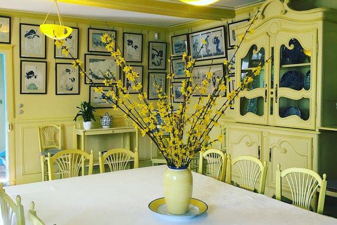 Giverny Monets House & Versailles Palace Private Day Trip From Paris - Discovering the Versailles Gardens