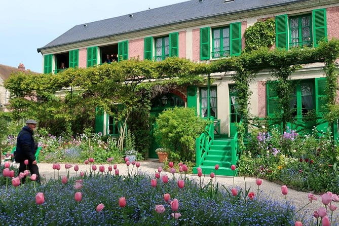 Giverny Private Tour: Monet's House & Garden - Entering Monet’s World: A Closer Look at the Experience