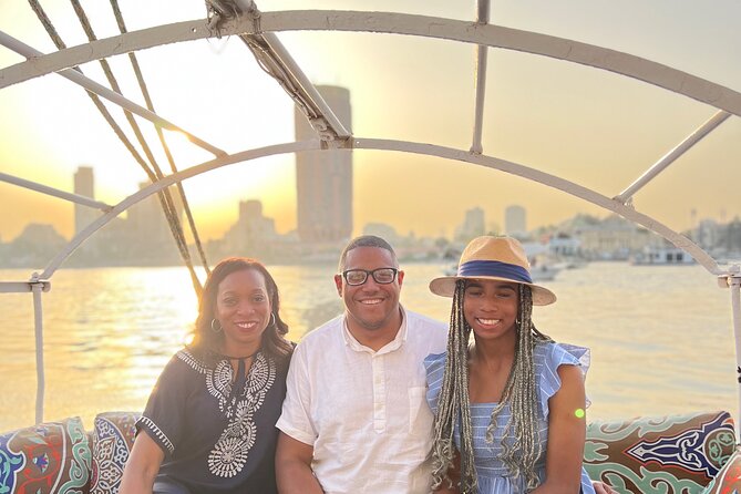 Giza Pyramids and Egyptian Museum Day Trip With Flouka Boat Ride on the Nile - The Giza Pyramids and Sphinx