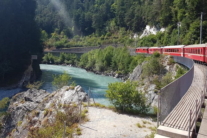 Glacier Express Panoramic Train Round Trip in one Day Private Tour from Luzern - Discover the Glacier Express Round Trip from Luzern: An Insider’s Guide