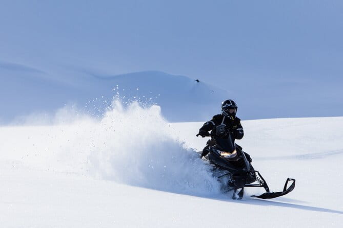 Glacier Rush  Fast pace snowmobile - SnoMo Glacier - Key points / Takeaways
