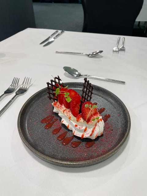 Glasgow: Celtic Park Number 7 Restaurant - Price and Value Analysis