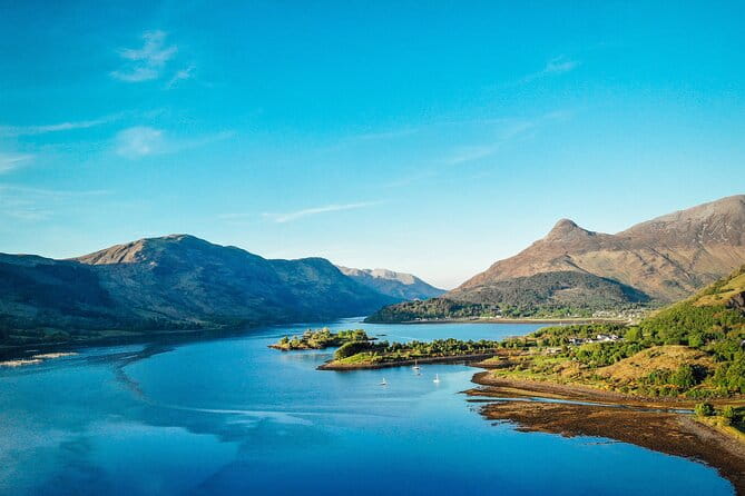 Glasgow: Glencoe & Oban Privately Guided Day Tour in Luxury MPV - Kilchurn Castle: Medieval Ruins on Loch Awe