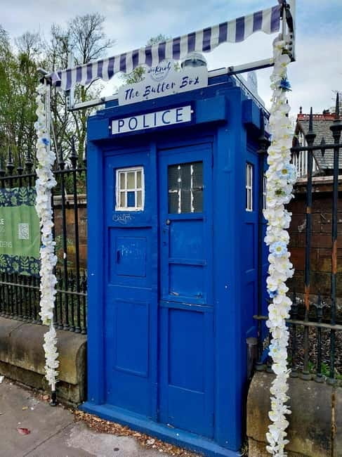 Glasgow: Guided Secret Food Tour - Who Guides This Food Adventure — A Friendly, Knowledgeable Host