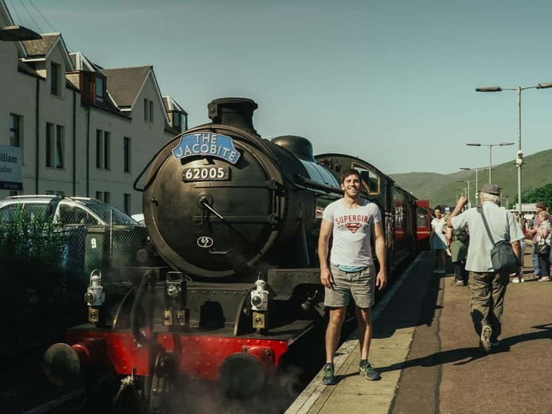 Glasgow: Scottish Highlands & The Hogwarts Express Day Tour - Scottish Coastal Charm and Historic Castles