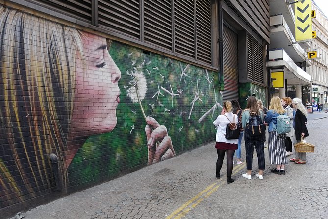 Glasgow Street Art Daily Walking Tour: 2pm - Tour Overview