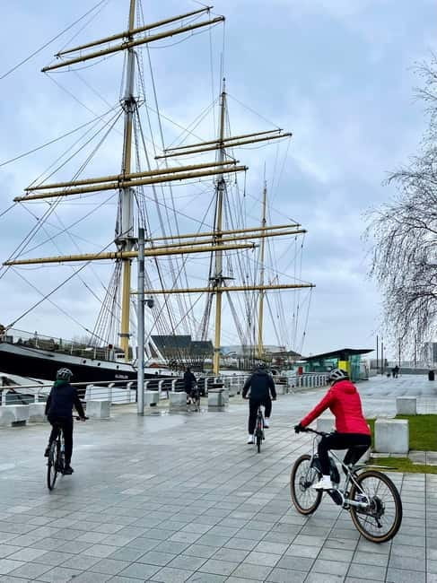 Glasgow: The Essential Glasgow Bike & E Bike Tour - Discovering Glasgow on Two Wheels: An In-Depth Review