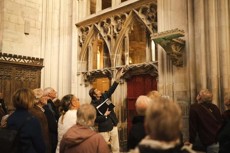 Gloucester Cathedral: Highlights Tour - Visiting Tips and Practicalities