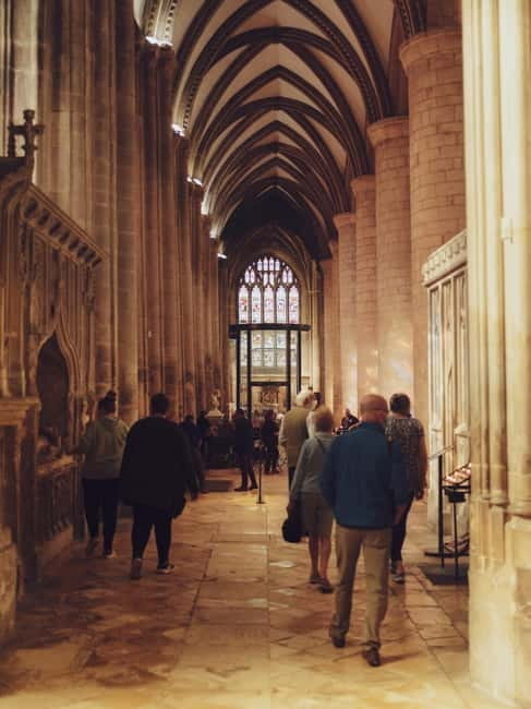 Gloucester Cathedral: Highlights Tour - The Bottom Line