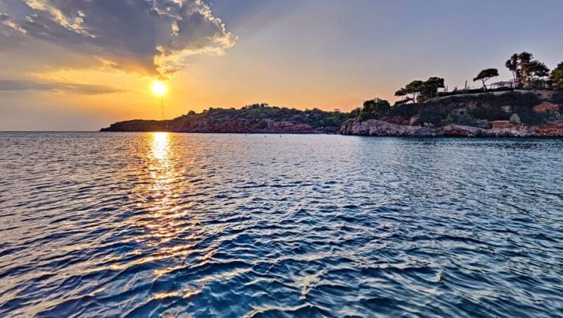 Glyfada Athens : Fishing and Swimming Tour with Lunch - FAQs