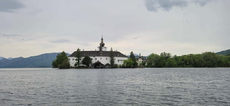 Gmunden: Guided Walking Tour - Price and Logistics