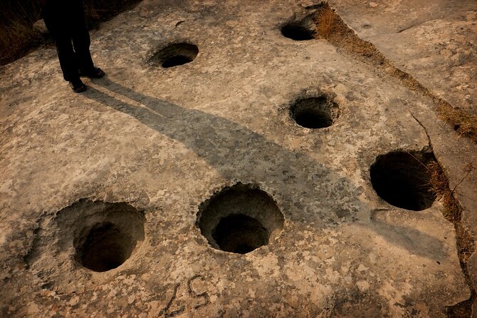 Gobustan & Absheron Group Tour All Tickets Included - Ateshgah Fire Temple