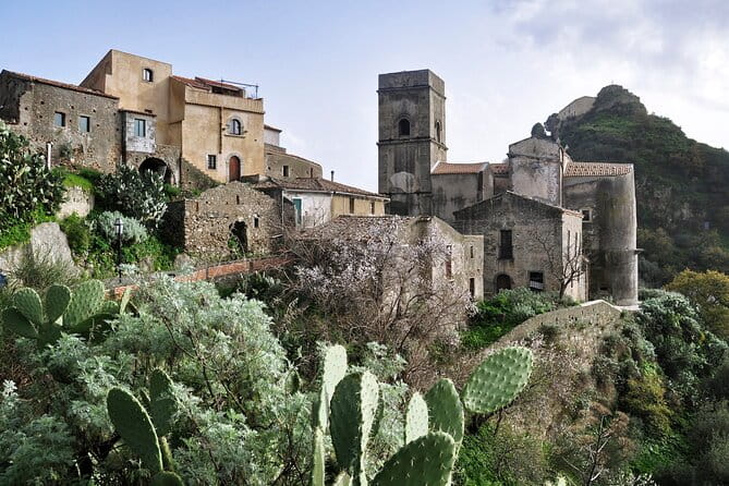Godfather tour Sicily: Savoca-Forza dAgrò - Entering the World of the Godfather: A Look at the Tour