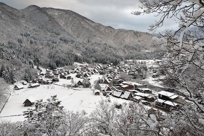 Gokayama and Shirakawago/Photoshoot by Professional Photographer - Discovering Shirakawago