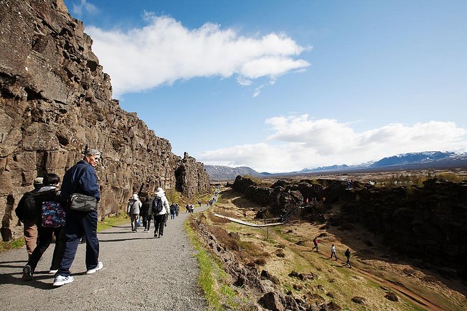 Golden Circle Classic Day Tour From Reykjavik - Cuisine and Refreshment Opportunities