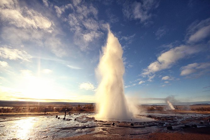 Golden Circle & Kerid Day Tour by Minibus From Reykjavik - Thingvellir National Park