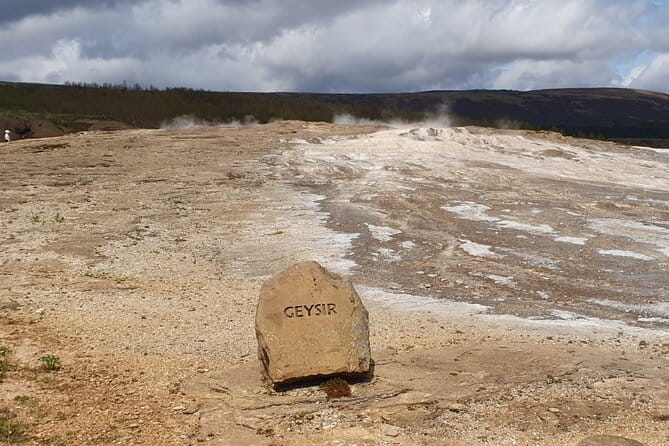 Golden Circle - Shore Excursion from Reykjavik in Minibus, English - Transportation and Group Size: Comfort and Flexibility