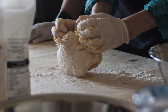 Golden Grains & Gourmet Pasta Cooking Class - Entering the Heart of Tuscan Cooking: A Deep Dive