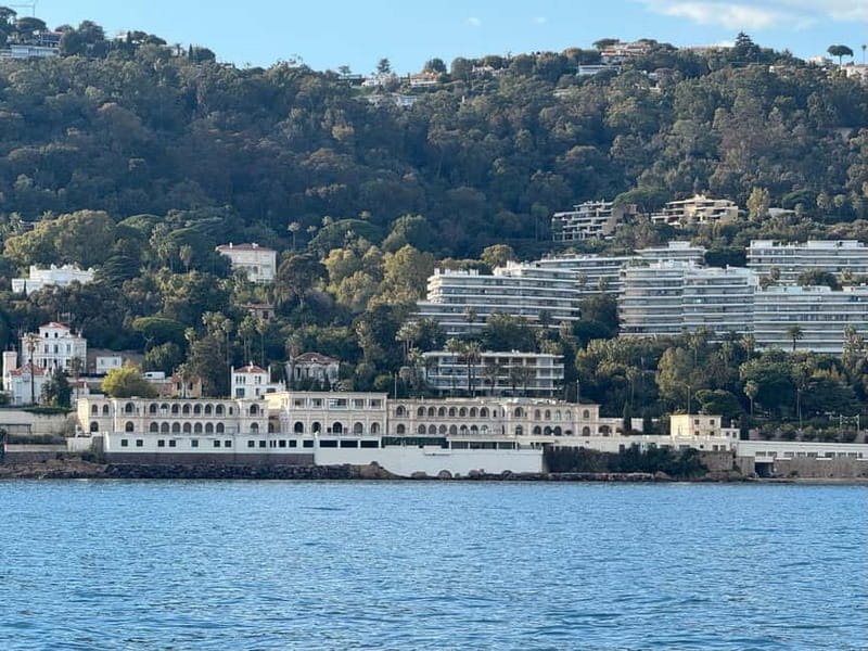 Golf Juan: Sunset Sailing Cruise with aperitif at the Island - Practical Tips for Participants