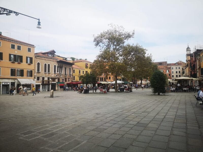 Gondola Ride & Venice walking tour - Key points / Takeaways