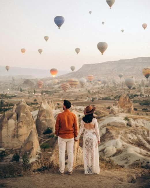 Goreme: Hot Air Balloon Flight over Fairychimneys! - Landing and Celebration: Toasting to Your Adventure