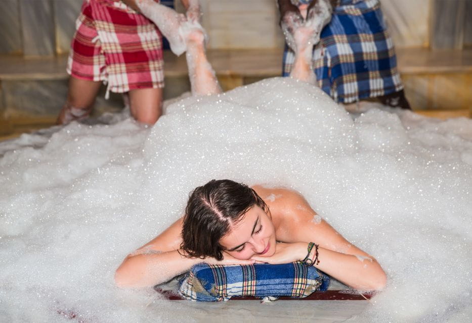 Göreme: Traditional Turkish Bath Experience - Social Experience