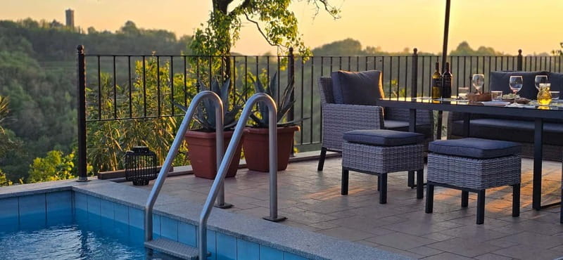 Gorika Brda: Wine Tasting with Local Snacks - The Different Settings and Why They Matter