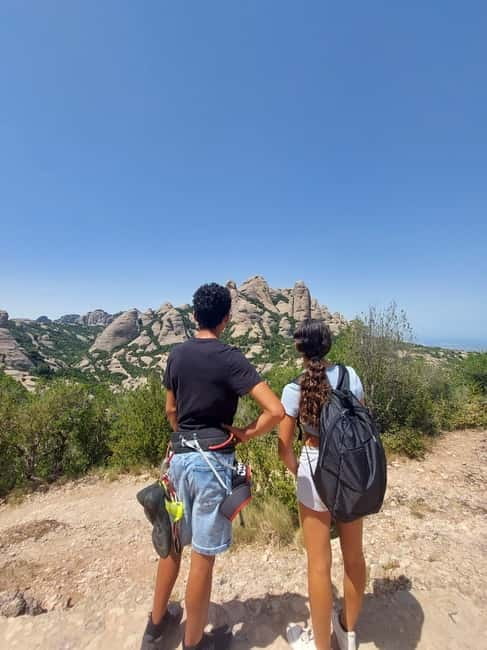 Gorros de Montserrat: climb and enjoy the magical mountain from its peaks. - Who Should Consider This Experience?