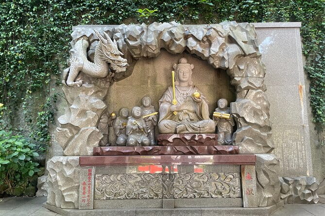 Gourmet and Historical Tour in Enoshima - Historical Landmarks