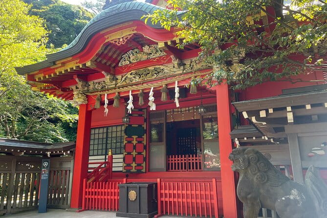 Gourmet and Historical Tour in Enoshima - Transportation and Meeting Details