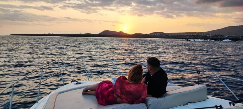 Gourmet cruise at sunset with whale watching - Detailed Breakdown of the Itinerary