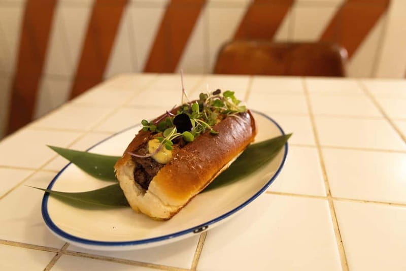 Gourmet Tapas: Local Tasting Menu at a Hidden Restaurant in Barcelona - Discovering Barcelona’s Hidden Culinary Gem