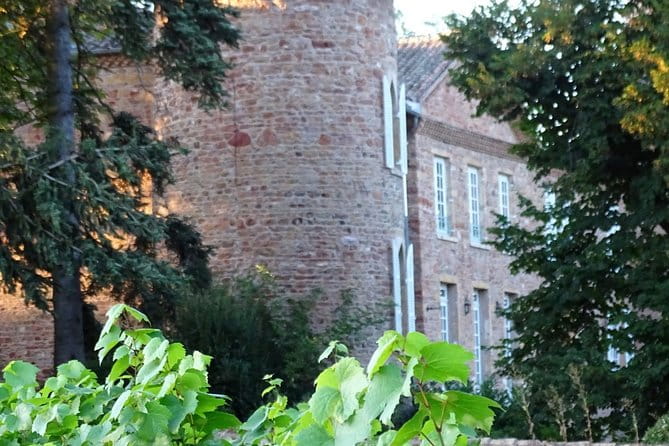 Gourmet walk in the gardens of Château Champ-Renard - FAQ About the Château Champ-Renard Gourmet Walk