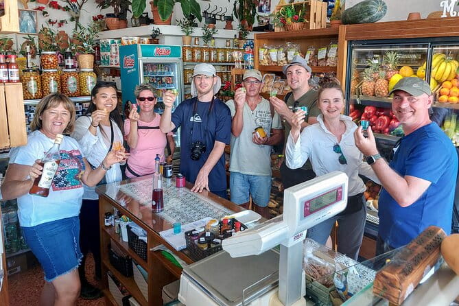 Gran Canaria Cave, Oasis, Red-gorge Adventure & cosy Picnic - Exploring Gran Canaria’s Hidden Gems: The Complete Experience