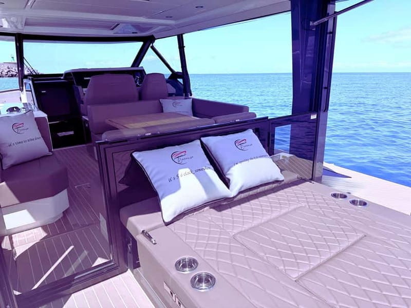 Gran Canaria: Private Luxury Boat Charter with Food & drinks - Key Points / Takeaways