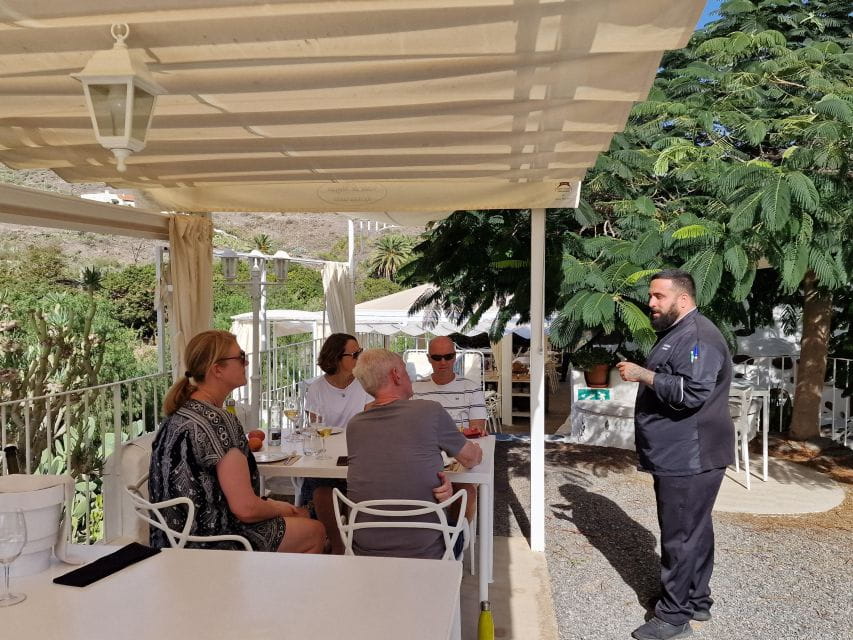 Gran Canaria: Tasting Wine & Local Cheese - Included Services