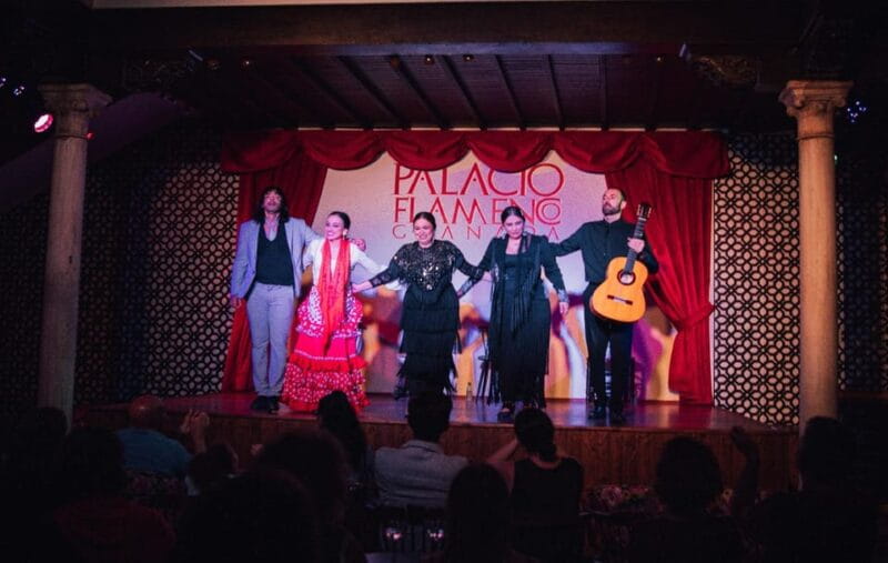 Granada: 1-Hour Traditional Flamenco Show at Palacio - Discovering Flamenco in a Historic Palace