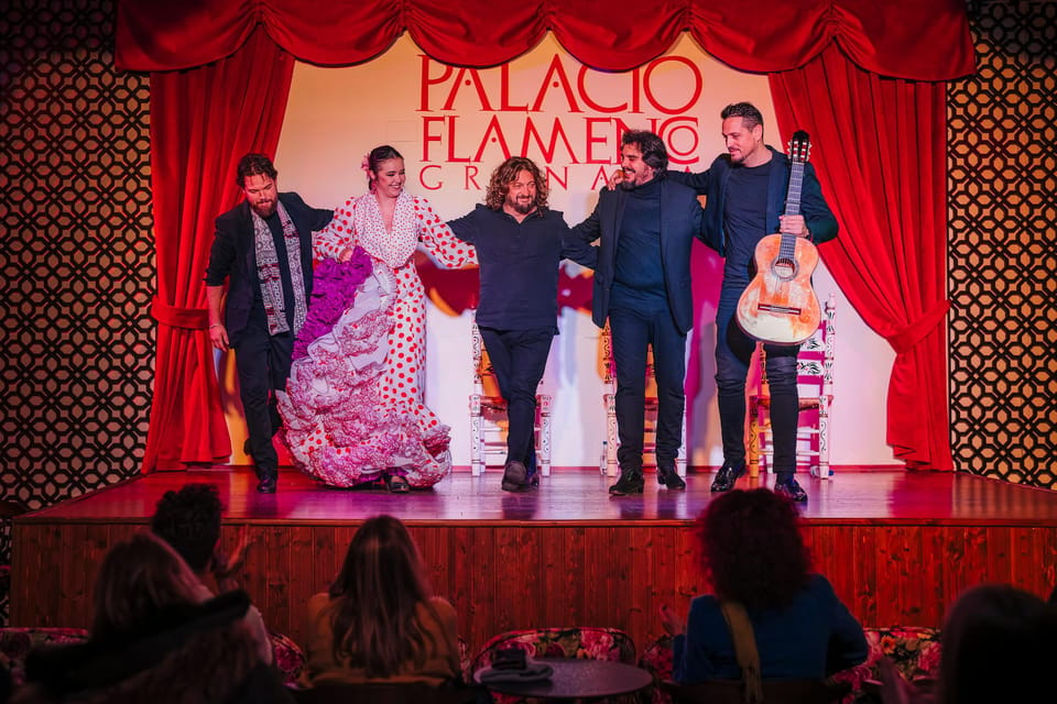 Granada: 1-Hour Traditional Flamenco Show at Palacio - Performance Highlights