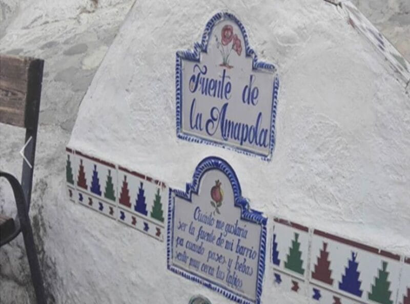 Granada: Albaicín and Sacromonte 2.5-Hour Walking Tour - FAQs About the Albaicín and Sacromonte Tour